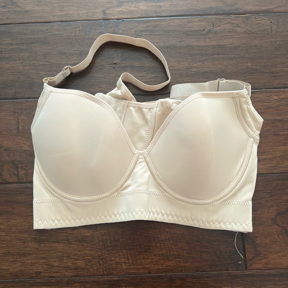 Woobilly Push Up Back Smooth Bras in nude and black 40B - Picture 5 of 10